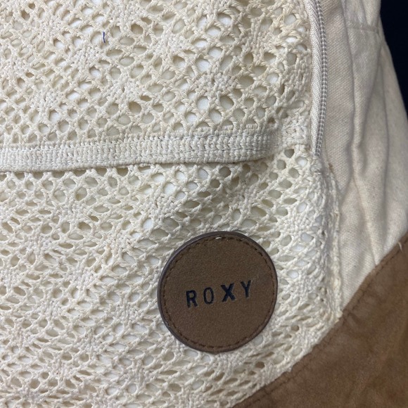 Roxy 2 Dresses PLUS a Roxy Backpack! black pink white multi womens sz XS - Picture 11 of 16